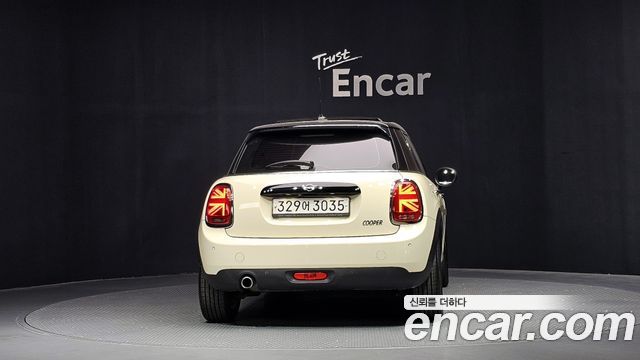 Mini Cooper 2020 — photo 4