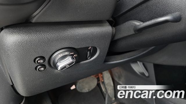 Mini Cooper 2020 — photo 27