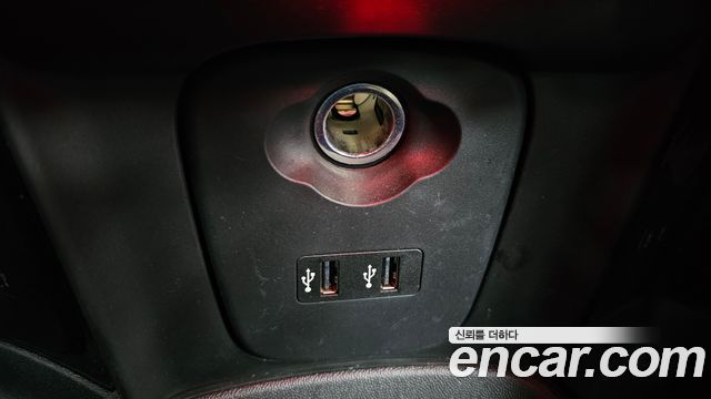 Mini Cooper 2020 — photo 31