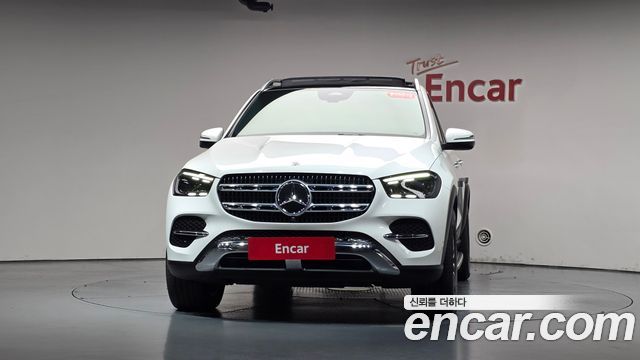 Mercedes-Benz GLE-Class 2025 — photo 3