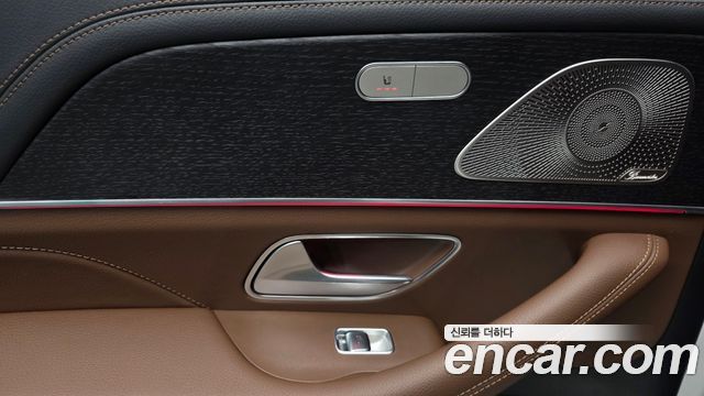 Mercedes-Benz GLE-Class 2025 — photo 25