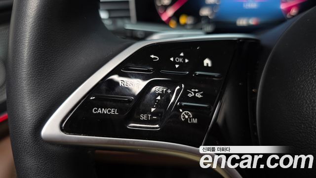 Mercedes-Benz GLE-Class 2025 — photo 31
