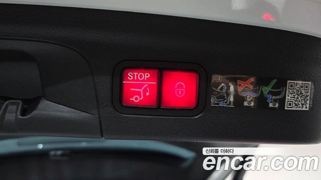 Mercedes-Benz GLE-Class 2025 — photo 38