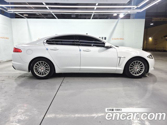 Jaguar XF 2015 — photo 6