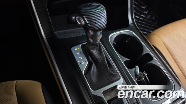 Kia Canival 2023 — photo 12