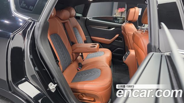 Maserati Levante 2020 — photo 12