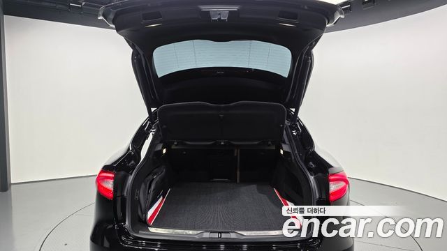 Maserati Levante 2020 — photo 20