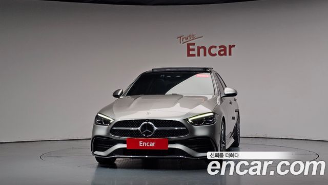 Mercedes-Benz C-Class 2024 — photo 3