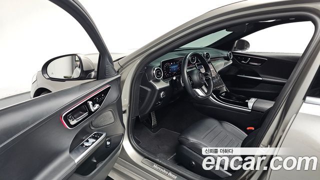 Mercedes-Benz C-Class 2024 — photo 13