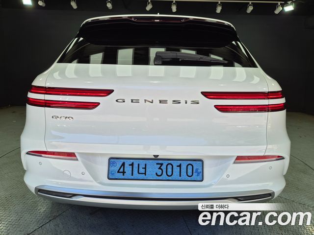 Genesis GV70 2022 — photo 2