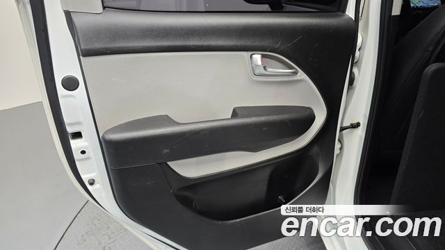 Kia RAY 2022 — photo 15
