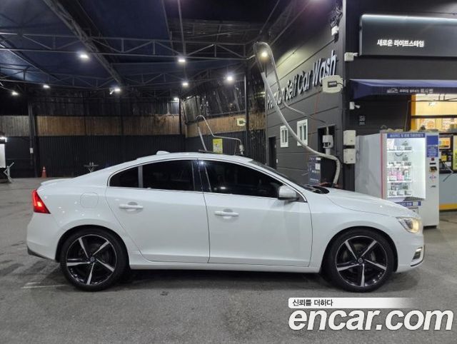 Volvo S60 2016 — photo 3
