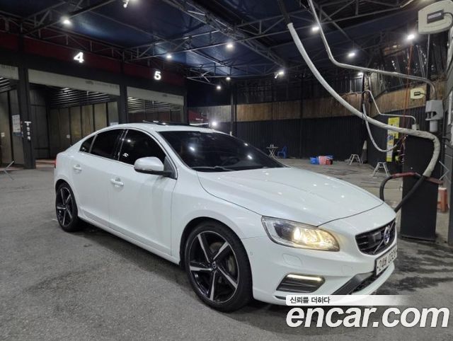 Volvo S60 2016 — photo 4
