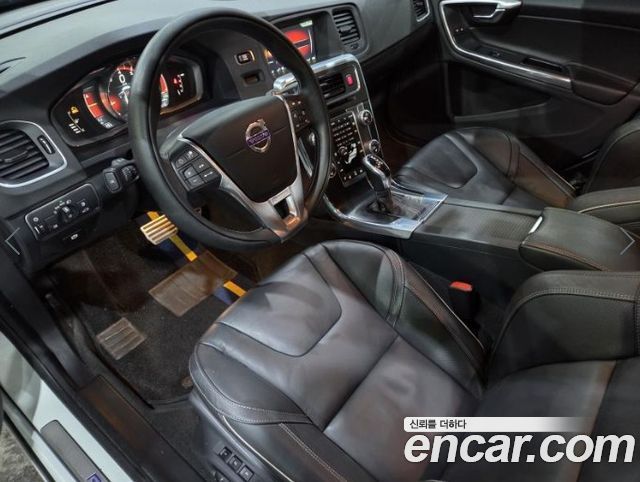 Volvo S60 2016 — photo 6