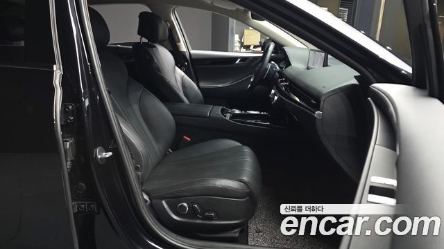 Genesis G80 2021 — photo 17