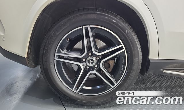 Mercedes-Benz GLE-Class 2019 — photo 5