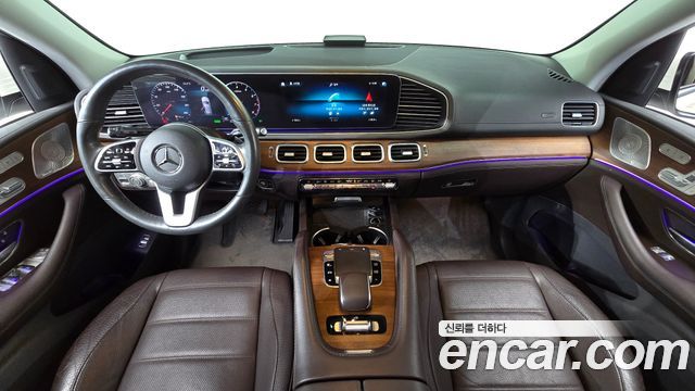 Mercedes-Benz GLE-Class 2019 — photo 10