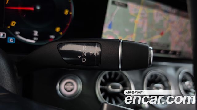 Mercedes-Benz E-Class 2021 — photo 12