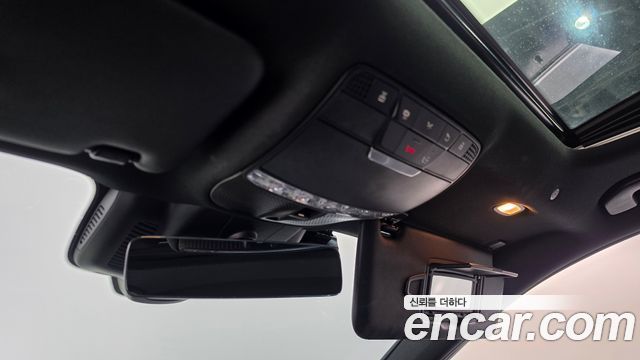 Mercedes-Benz E-Class 2021 — photo 25