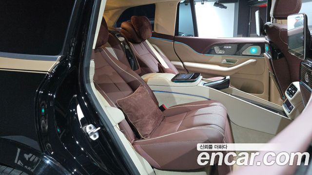 Mercedes-Benz GLS-Class 2022 — photo 11
