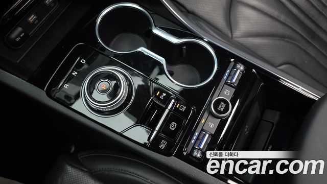 Kia K5 2023 — photo 12