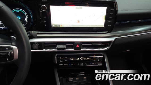 Kia K5 2023 — photo 19