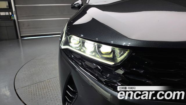 Kia K5 2023 — photo 8
