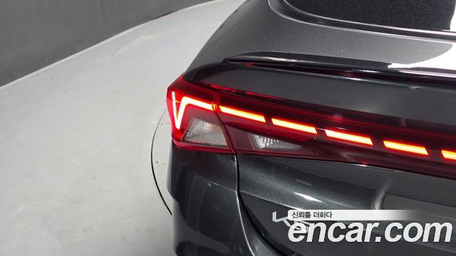 Kia K5 2023 — photo 9