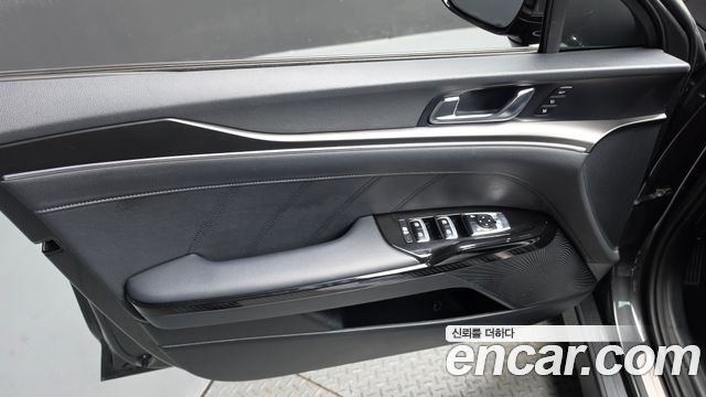 Kia K5 2023 — photo 14