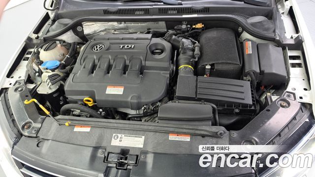 Volkswagen Jetta 2015 — photo 6