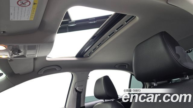 Volkswagen Jetta 2015 — photo 25