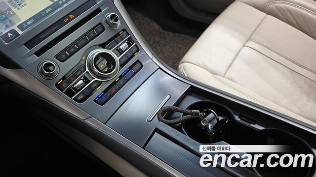 Lincoln MKZ 2020 — photo 9