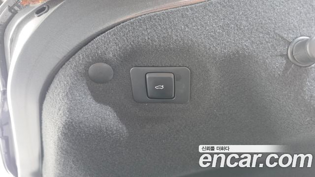 Lincoln MKZ 2020 — photo 16