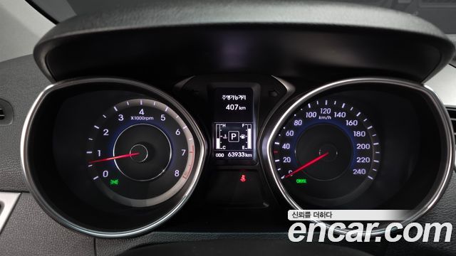 Hyundai AVANTE 2015 — photo 8
