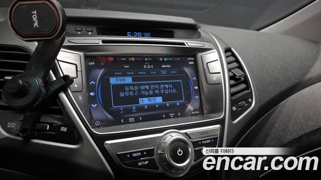 Hyundai AVANTE 2015 — photo 15