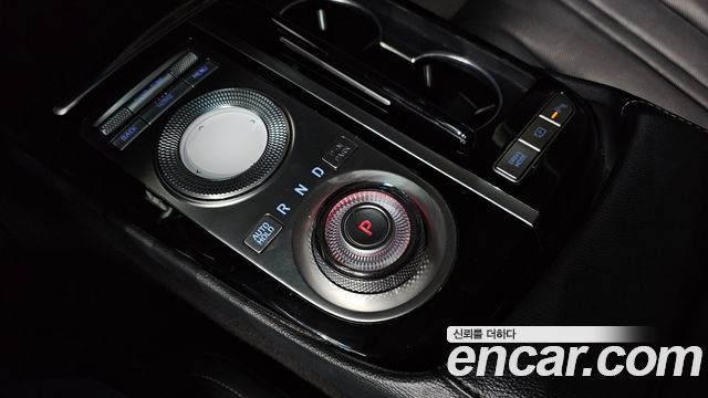 Genesis G80 2022 — photo 9