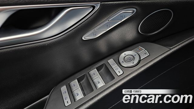 Genesis G80 2022 — photo 13
