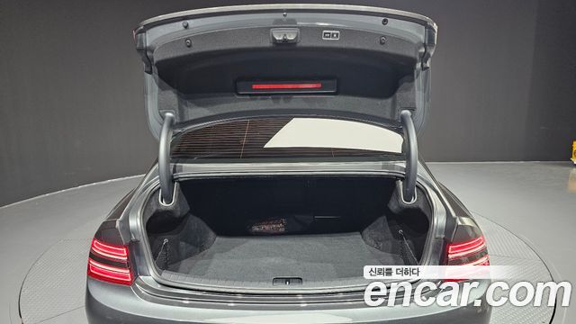 Genesis G80 2022 — photo 20