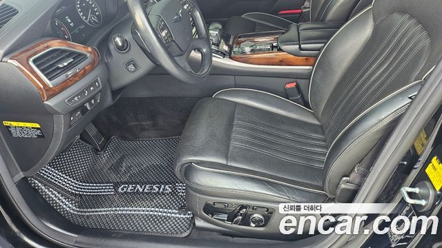 Genesis EQ900 2016 — photo 16