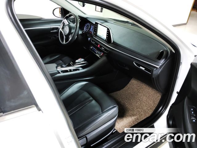 Hyundai Sonata 2020 — photo 13