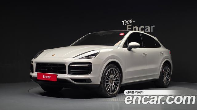Porsche Cayenne 2023 — photo 1
