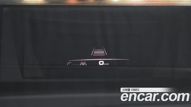 Porsche Cayenne 2023 — photo 18