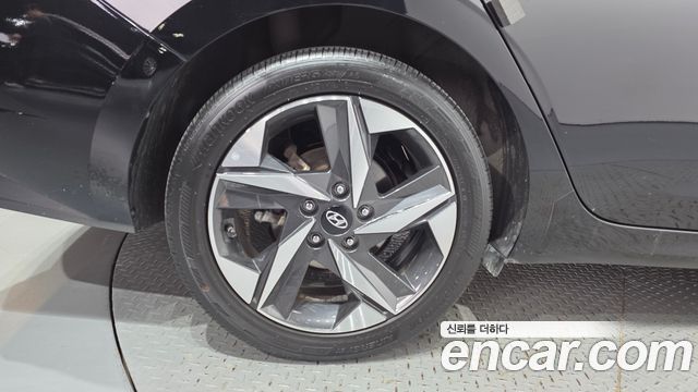 Hyundai AVANTE 2021 — photo 5