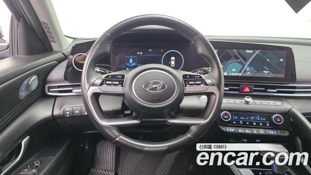 Hyundai AVANTE 2021 — photo 21