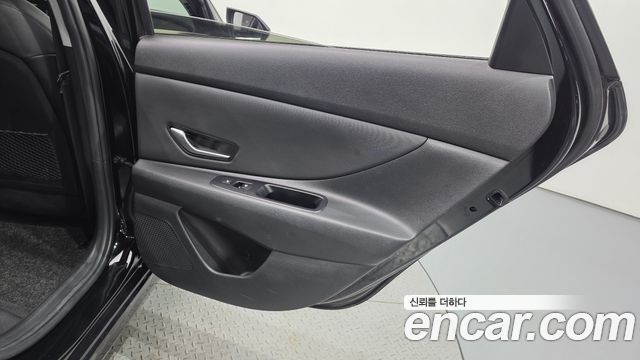 Hyundai AVANTE 2021 — photo 15