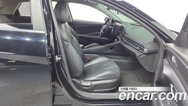 Hyundai AVANTE 2021 — photo 16