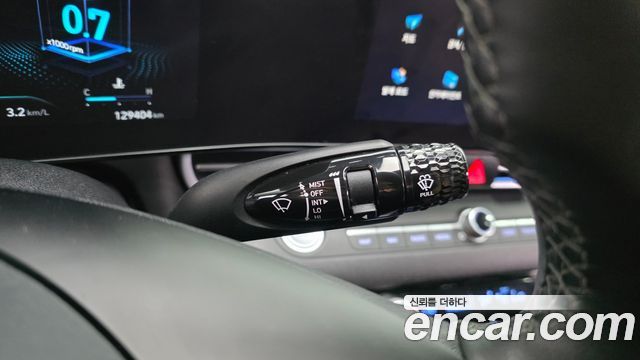 Hyundai AVANTE 2021 — photo 28