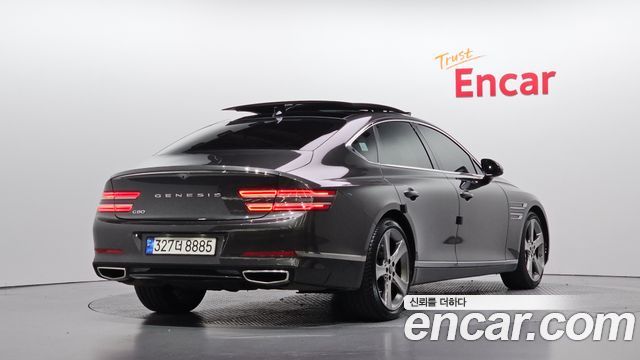 Genesis G80 2022 — photo 2