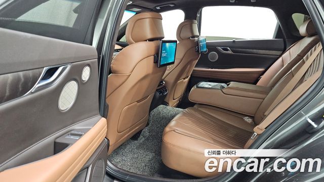 Genesis G80 2022 — photo 18