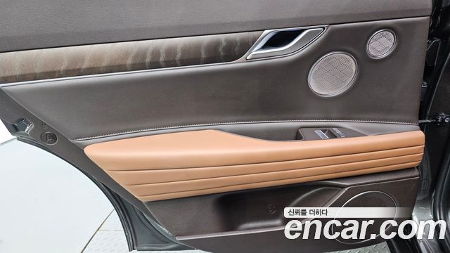 Genesis G80 2022 — photo 15